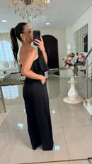 Macacão Amelie – Sofisticação e Charme em Uma Peça