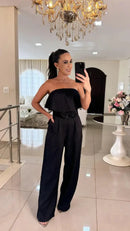 Macacão Amelie – Sofisticação e Charme em Uma Peça