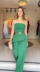 Macacão Eva – Sofisticação com Toque Moderno!