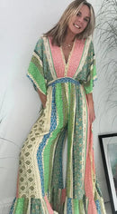 Macacão Kamilly: Um toque vintage para o seu dia a dia