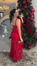 Vestido Carmine – Sofisticação e Impacto em Cada Detalhe!