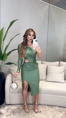 Vestido Esmeralda – Modernidade e Elegância em Cada Detalhe!