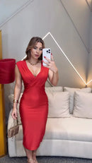 Vestido Helena – Sofisticação e Elegância Atemporal!