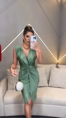 Vestido Verde Grace – Sofisticação e Elegância Atemporal!