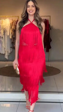 Vestido Violeta – Movimento e Glamour em Uma Só Peça